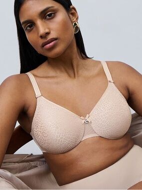 🌻C Magnifique Seamless Unlined Minimizer - Nude Sand - Size 36DDD